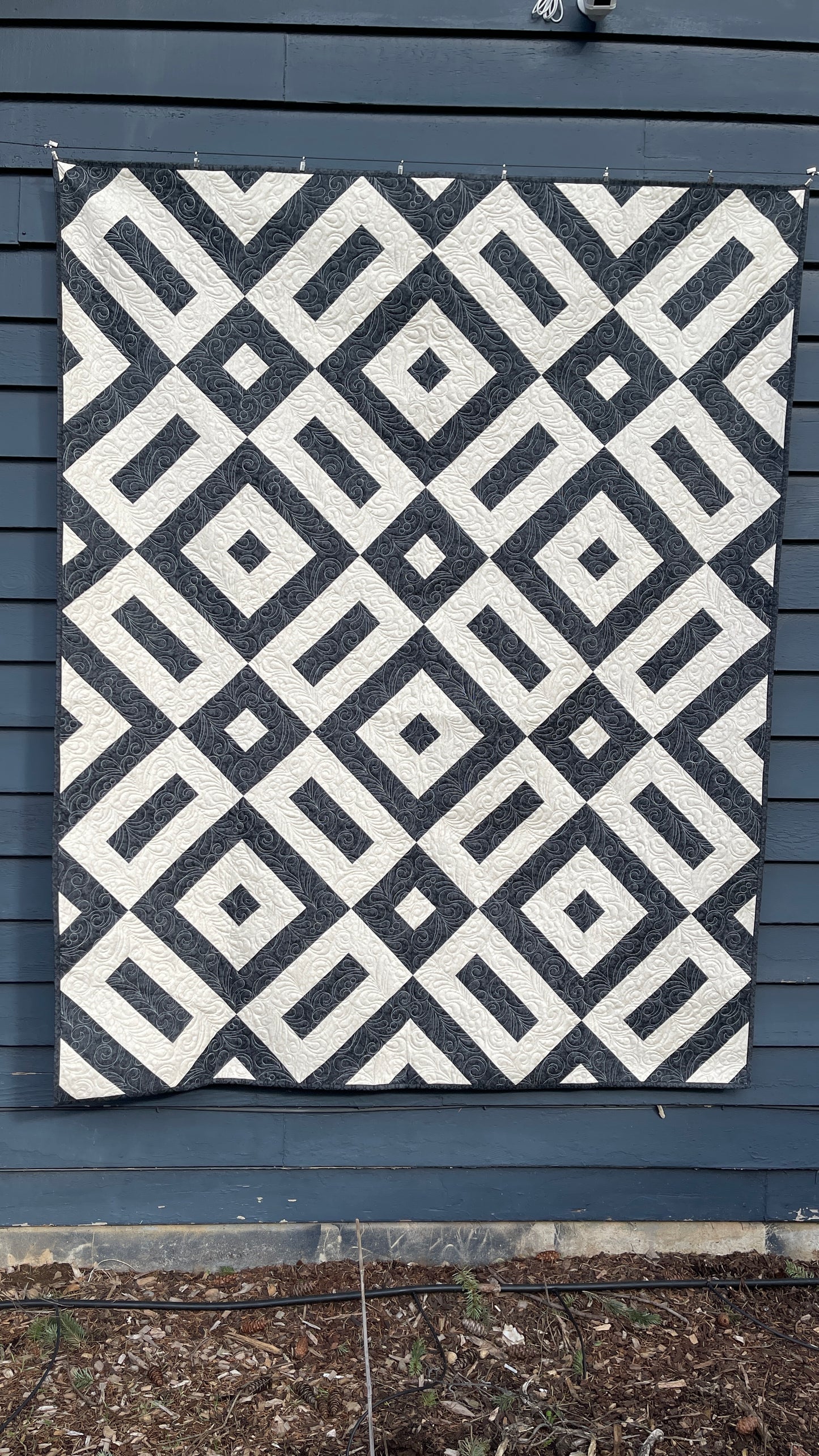 Royal Courtyard - Patchwork Quilt Pattern - Printed Booklet