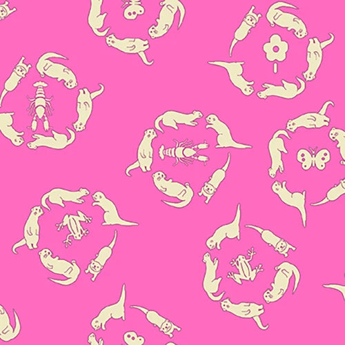 Bargain Basement Fabric - Otter Romp - In Circles (Pink)