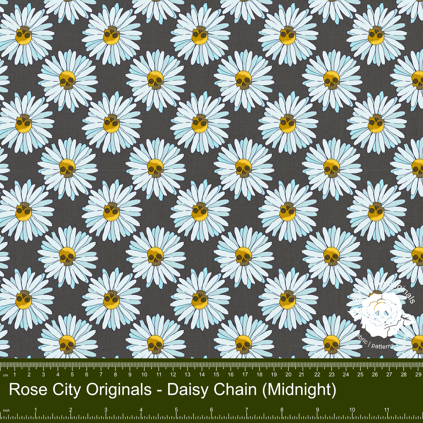 Pushing Up Daisies - By The Yard - Daisy Chain (Midnight)