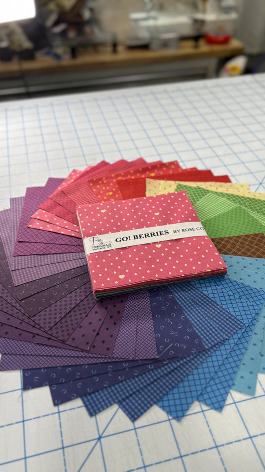 GO! Berries - 5" Square Pre-Cut Bundle (40 pieces)