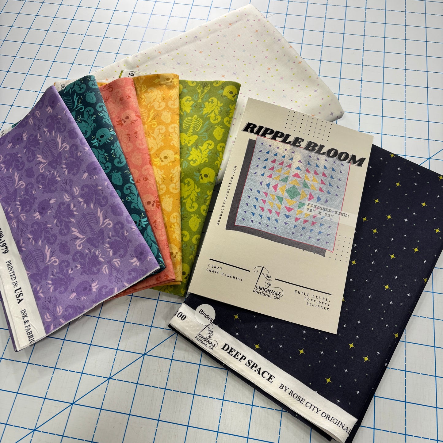 Ripple Bloom Quilt Kit - EXCLUSIVE - Aura