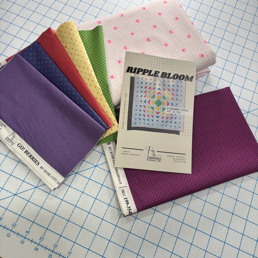 Ripple Bloom Quilt Kit - EXCLUSIVE - Impatiens